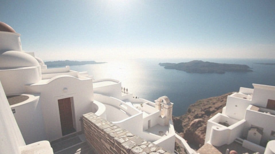 Dlaczego Santorini uważana jest za najładniejszą wyspę Grecji?